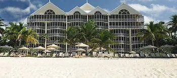****  The Meridian Hotel Upper Land Isole Cayman
